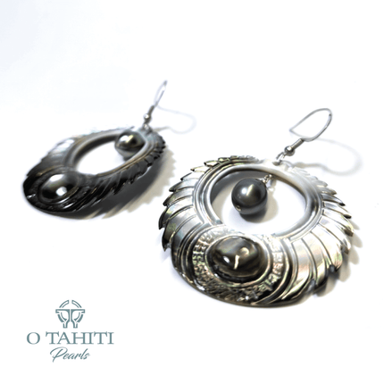 MOTHER OF PEARL LARGE DANGLING EARRINGS WITH PEARLS - Samoamarket.com