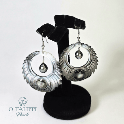 MOTHER OF PEARL LARGE DANGLING EARRINGS WITH PEARLS - Samoamarket.com